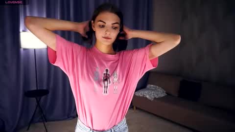 Erica online show from September 20, 4:32 pm