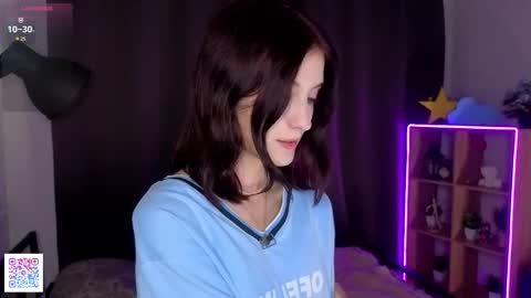 Snapshot of dionneslupe chatting on September 18, 6:12 pm Ness online show from September 18, 6:12 pm