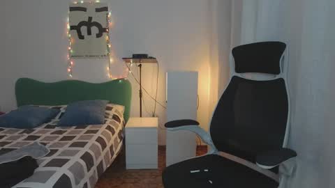 Snapshot of diosa_cadenas chatting on January 26, 10:57 pm Anglica A online show from January 26, 10:57 pm