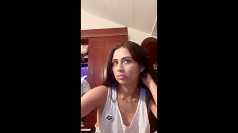 Cristal Independent model online show from March 13, 4:27 am