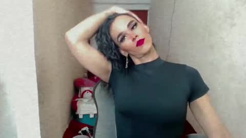 diosa_v_ online show from October 20, 10:48 pm