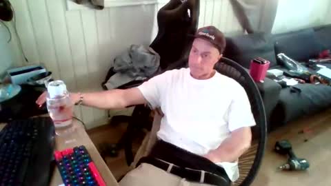 dirkdigglerofficial online show from June 7, 4:06 am