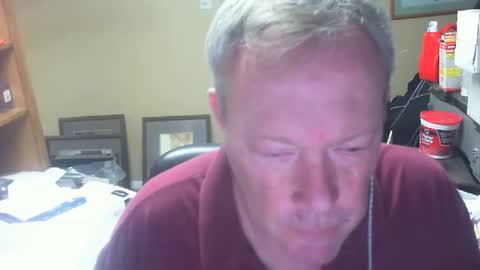 Snapshot of dirkpitt223 chatting on December 11, 7:57 pm DirtkPitt Fun guy working online show from December 11, 7:57 pm