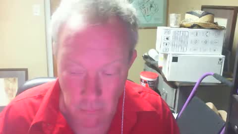 Snapshot of dirkpitt223 chatting on December 16, 2:15 am DirtkPitt Fun guy working online show from December 16, 2:15 am