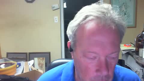 Snapshot of dirkpitt223 chatting on September 20, 4:43 pm DirtkPitt Fun guy working online show from September 20, 4:43 pm