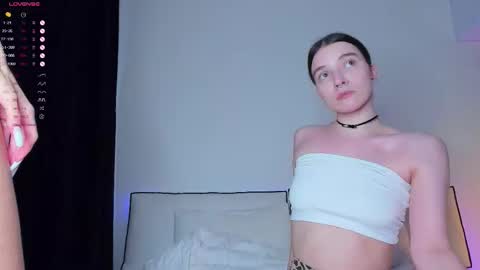 Snapshot of diroill chatting on September 16, 2:31 pm Hailey online show from September 16, 2:31 pm
