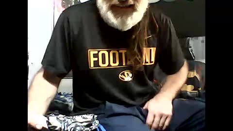 dirtmcgirt82 online show from January 5, 4:04 am