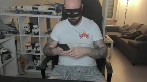 Robert online show from January 19, 12:17 am