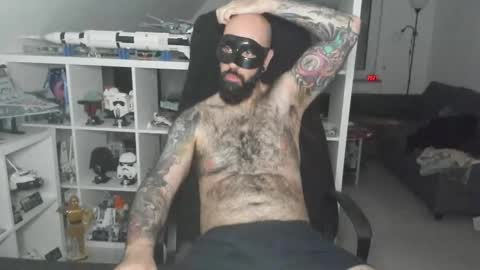 Robert online show from November 30, 7:32 pm