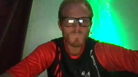 Snapshot of dirtydaddy69627829 chatting on September 29, 8:19 pm Justin Robinson online show from September 29, 8:19 pm