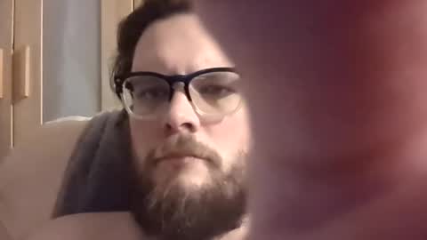 Snapshot of dirtydogsday chatting on December 15, 4:15 pm Dirtydog online show from December 15, 4:15 pm