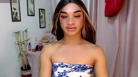 Ivana  Yanna and Elisha online show from December 21, 10:21 am