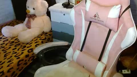 LEXA online show from October 10, 1:33 am