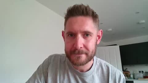 Exhibitionist Ben online show from April 9, 2:45 pm