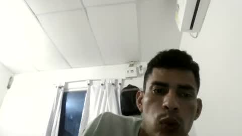 dirtysexyhotx online show from August 10, 1:43 am