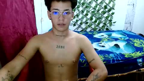 dirtyslimlatin online show from December 23, 1:34 am