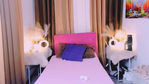 Carmy And Yanna Faulkerson online show from October 5, 3:15 am