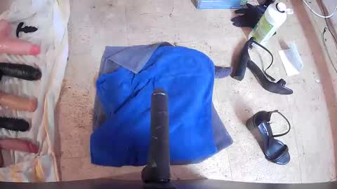 Snapshot of dirtysubbyy chatting on October 29, 12:56 am dirtysubbyy online show from October 29, 12:56 am