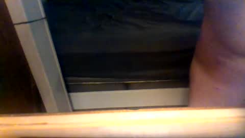 Snapshot of dirtywhite14 chatting on December 3, 2:31 am dirtywhite14 online show from December 3, 2:31 am