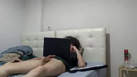 dirtywhiteguy376695 online show from October 15, 12:14 am