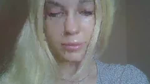 DitaMilton online show from March 21, 8:57 pm