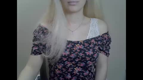 DitaMilton online show from January 7, 7:28 pm