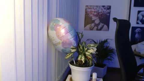 Hera online show from December 17, 10:11 am