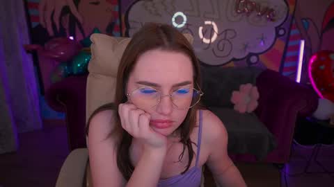 Snapshot of divinejasss chatting on February 19, 8:10 pm DivineJasss online show from February 19, 8:10 pm