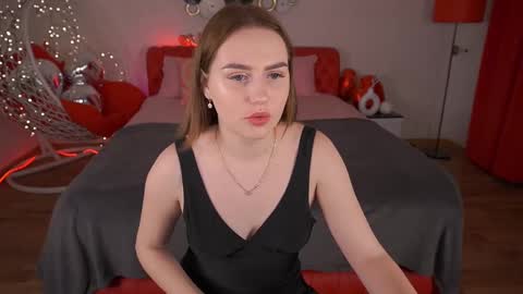 Snapshot of divinejasss chatting on March 1, 9:15 pm DivineJasss online show from March 1, 9:15 pm