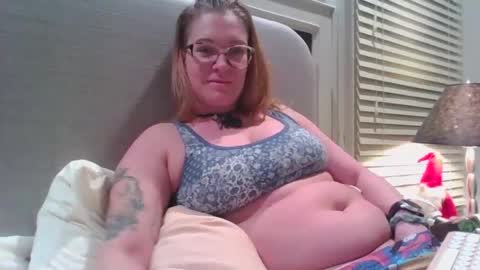 Snapshot of dixie_comanche chatting on January 3, 4:55 am dixie_comanche online show from January 3, 4:55 am