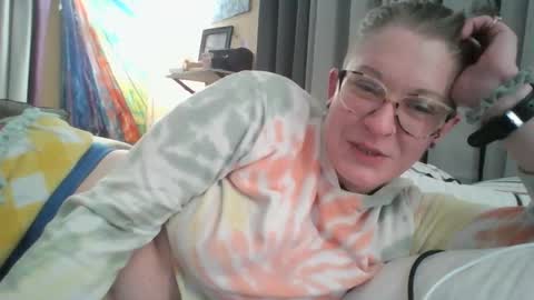 Snapshot of dixie_comanche chatting on December 27, 7:08 am dixie_comanche online show from December 27, 7:08 am