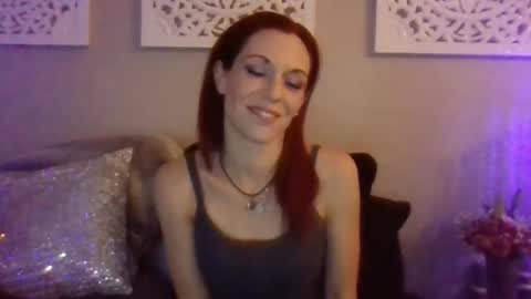Snapshot of dixieglam chatting on February 18, 11:33 am dixieglam online show from February 18, 11:33 am