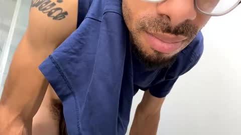 dixkzilla online show from November 19, 6:28 pm