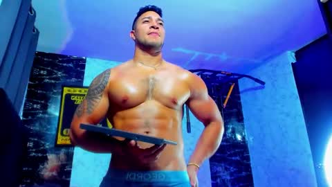 Dixon online show from October 18, 3:00 am