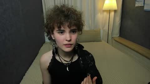 Snapshot of dizer_clop chatting on February 21, 7:21 pm Dizer online show from February 21, 7:21 pm