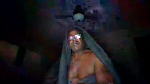 djbignuttsbrownass24 online show from January 3, 4:22 am