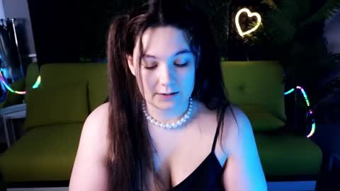 Snapshot of djennapalme chatting on December 29, 4:59 am Jenia online show from December 29, 4:59 am
