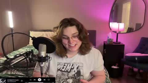 djentslut online show from December 4, 7:50 pm