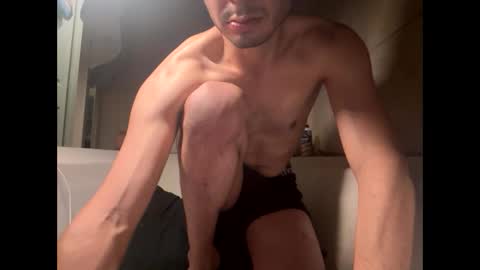 Snapshot of dmonnboyy666 chatting on December 22, 1:00 pm Dmonnboyy online show from December 22, 1:00 pm