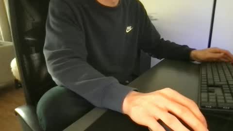 doctor_luv_69 online show from May 11, 9:16 am