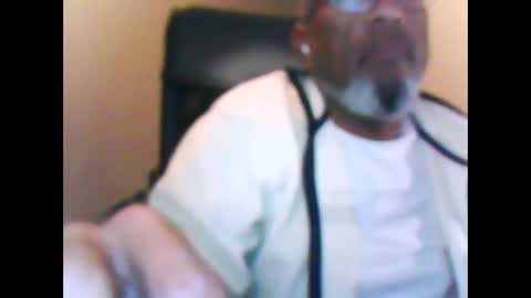 dofrank969 online show from March 2, 3:34 am