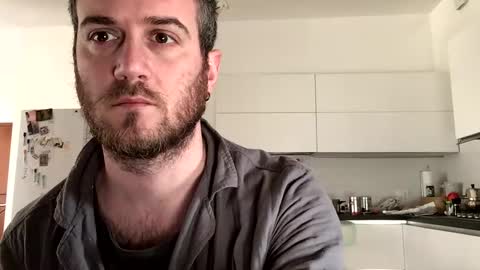 Snapshot of dogdammit chatting on December 2, 12:24 pm dogdammit online show from December 2, 12:24 pm
