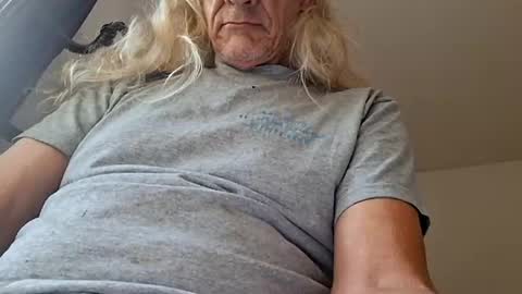 doggydaddy714 online show from June 7, 9:20 pm