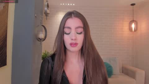 Snapshot of dolcieelliot chatting on February 7, 11:56 am Dolcie online show from February 7, 11:56 am