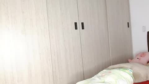 Snapshot of doll_and_sex chatting on February 20, 3:12 am Auro and Santiago online show from February 20, 3:12 am