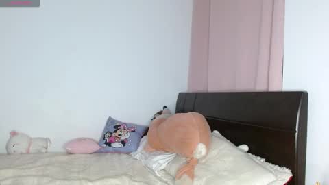 Snapshot of doll_and_sex chatting on December 31, 3:12 am Auro and Santiago online show from December 31, 3:12 am