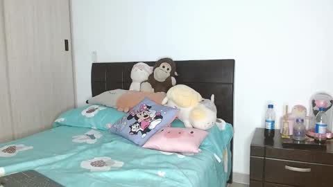 Snapshot of doll_and_sex chatting on February 5, 3:13 am Auro and Santiago online show from February 5, 3:13 am