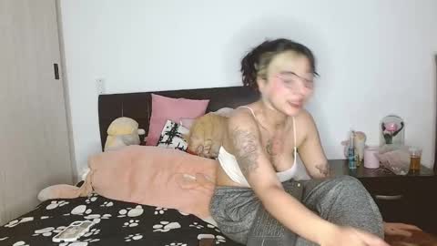 Snapshot of doll_and_sex chatting on March 9, 2:50 am Auro and Santiago online show from March 9, 2:50 am