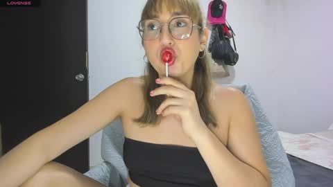 ANDREA online show from May 2, 1:33 am