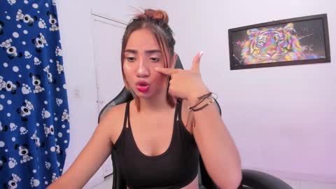 doll_miaa online show from December 17, 4:34 am